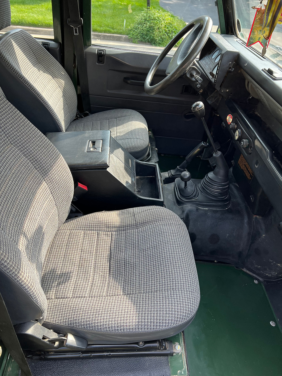 Thumbnail: 1994 Defender 110 5Door - 300Tdi