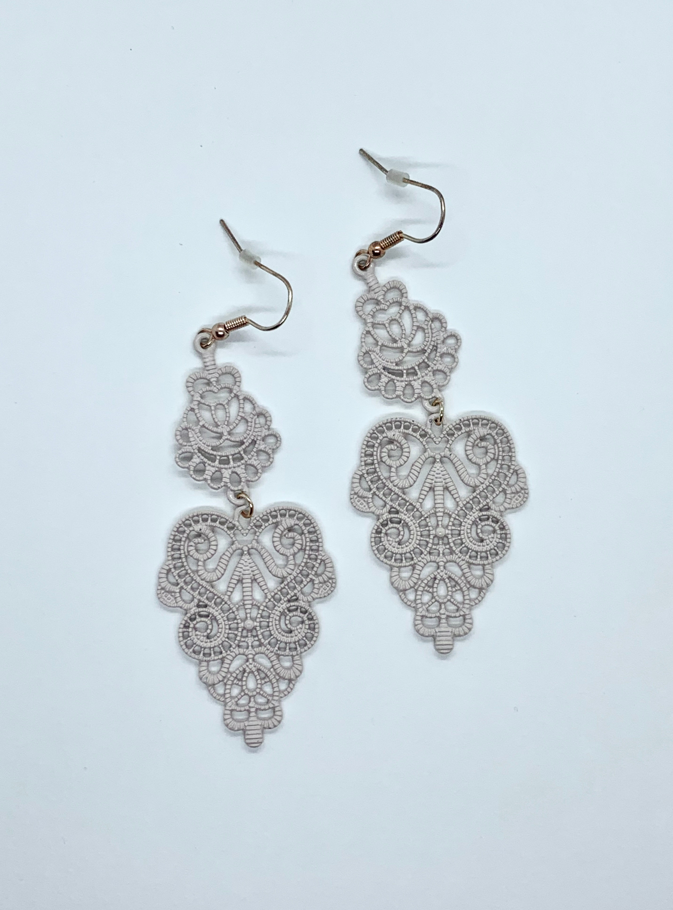 LE Earrings 12