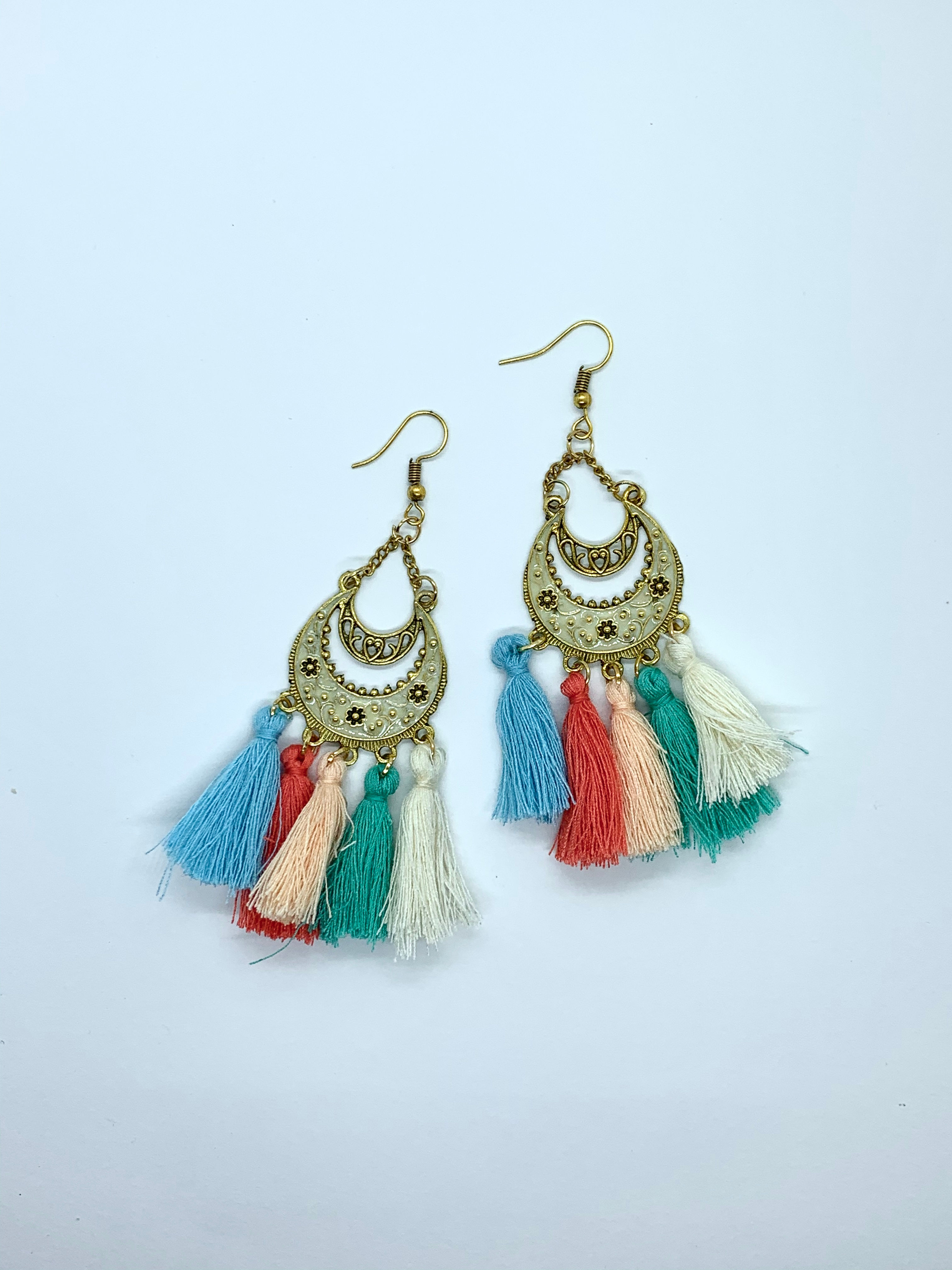 LE Earrings 08