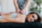 Femme recevant un massage au centre K2S