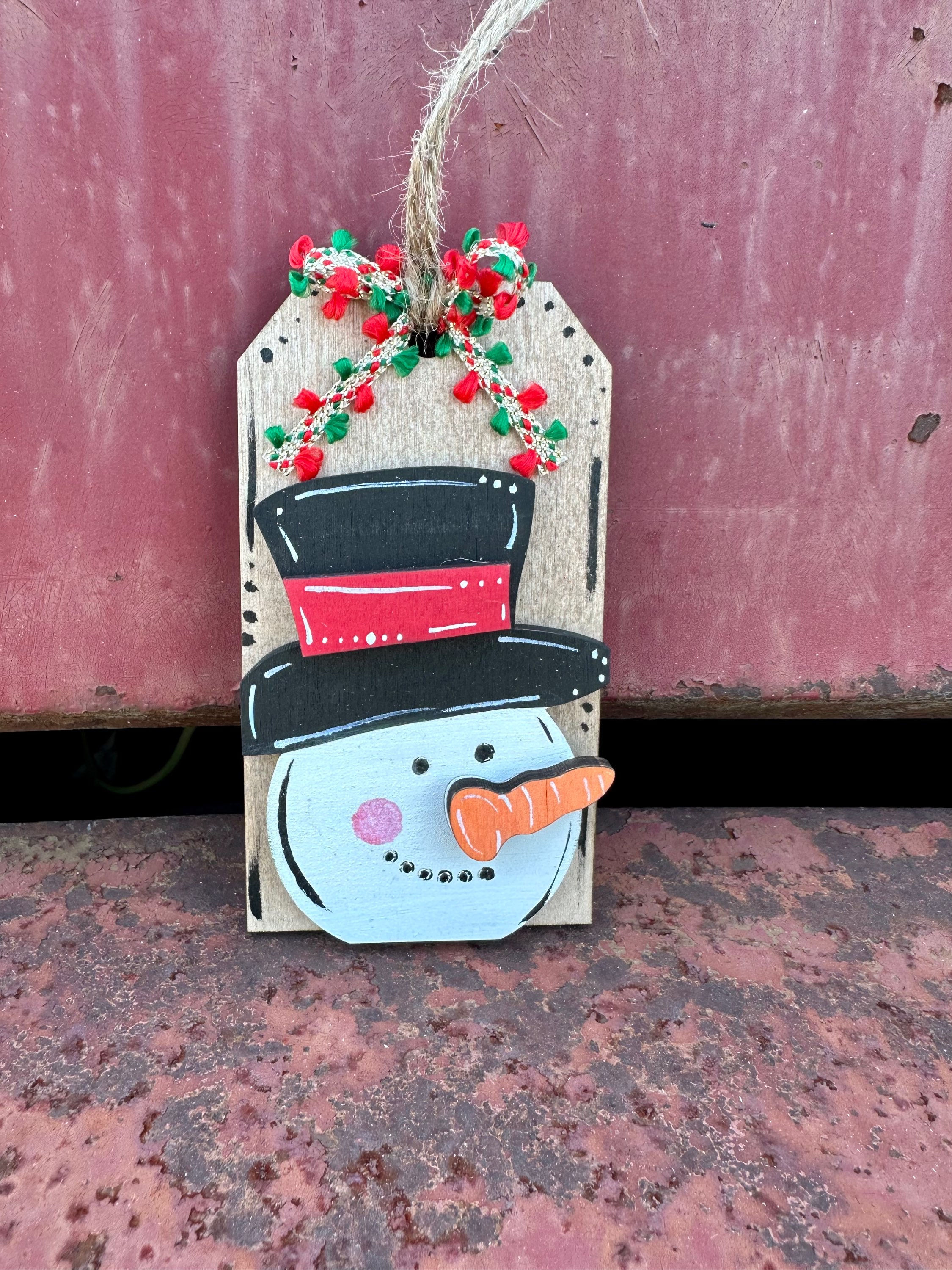SNOWMAN HEAD TAG ORNAMENT