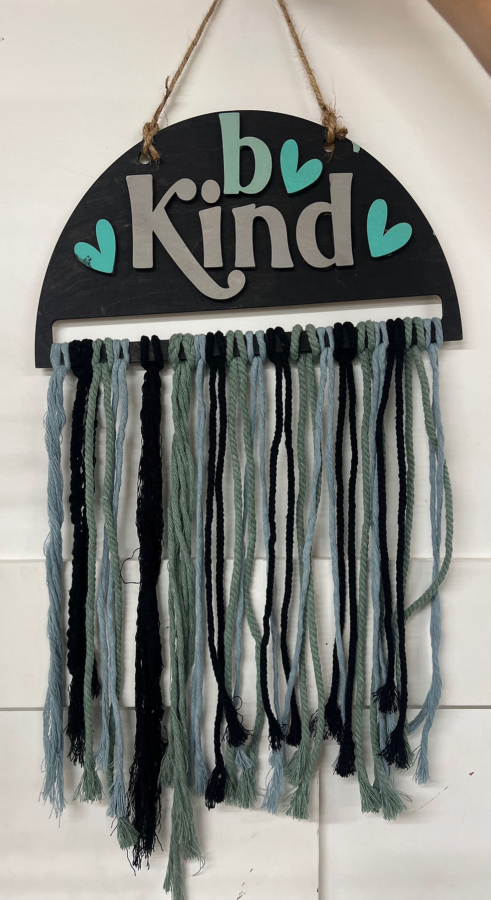 Thumbnail: BE KIND MACRAME