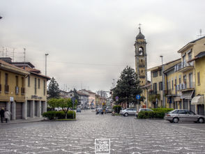 PIAZZA GIUSEPPE MAZZINI DI CASTANO PRIMO