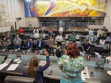 Recibe Congreso iniciativas para reformar la Constitución local y la Ley de la Defensoría Pública