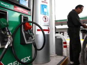 GASOLINA PREMIUN ANDA CASI EN 23 PESOS EL LITRO