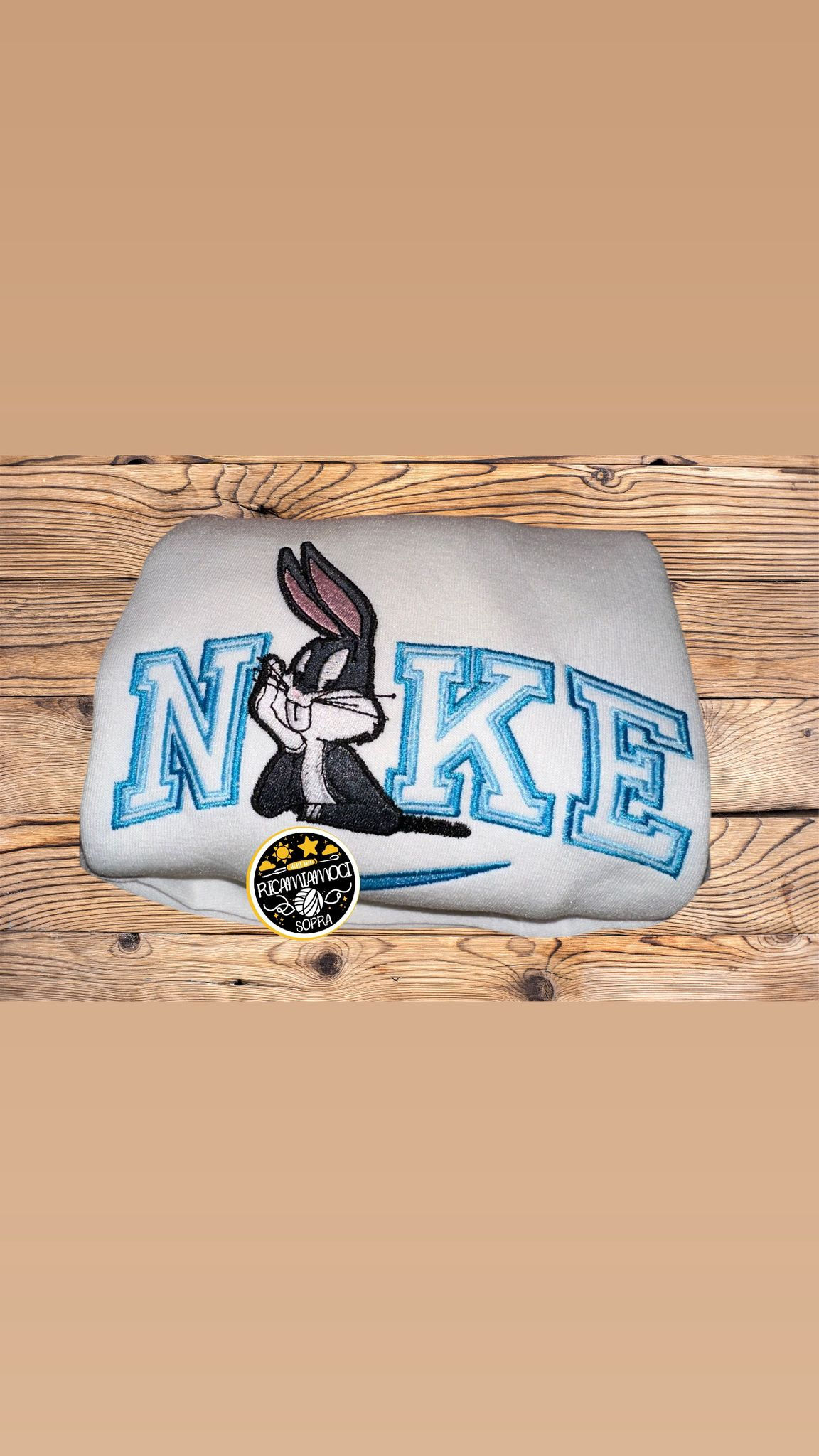 BUGS BUNNY LOONEY TUNES