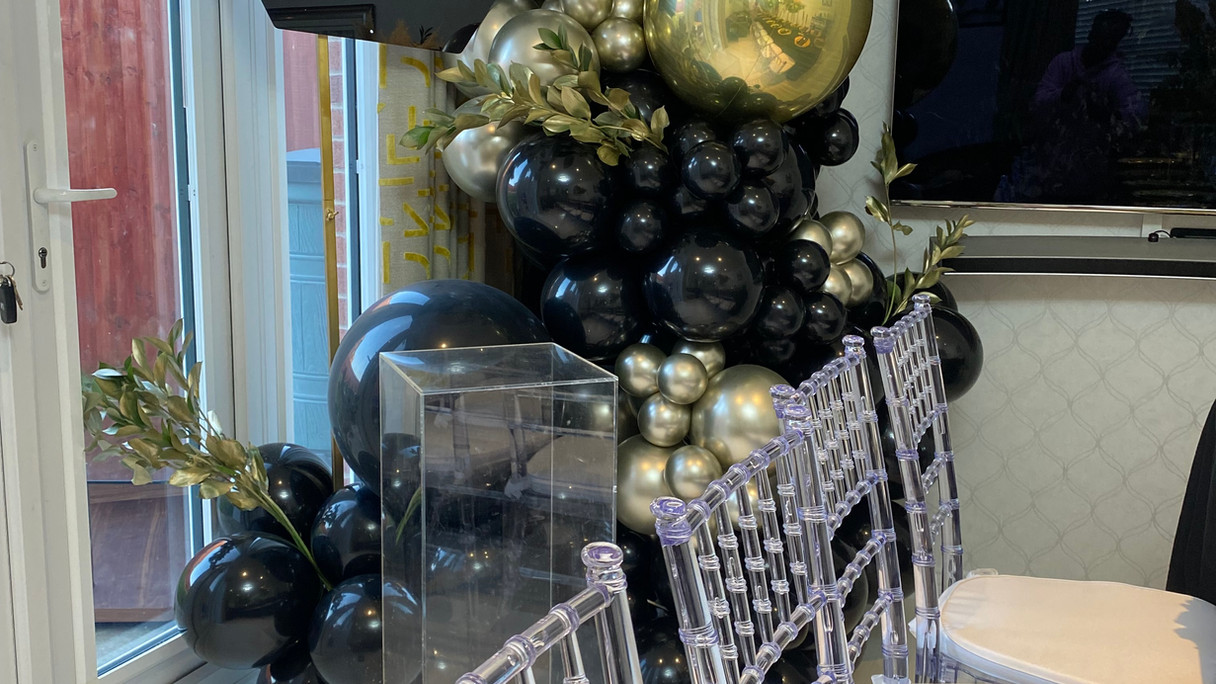 Private dinner , black and Gold  , jii events, manchester luxury even