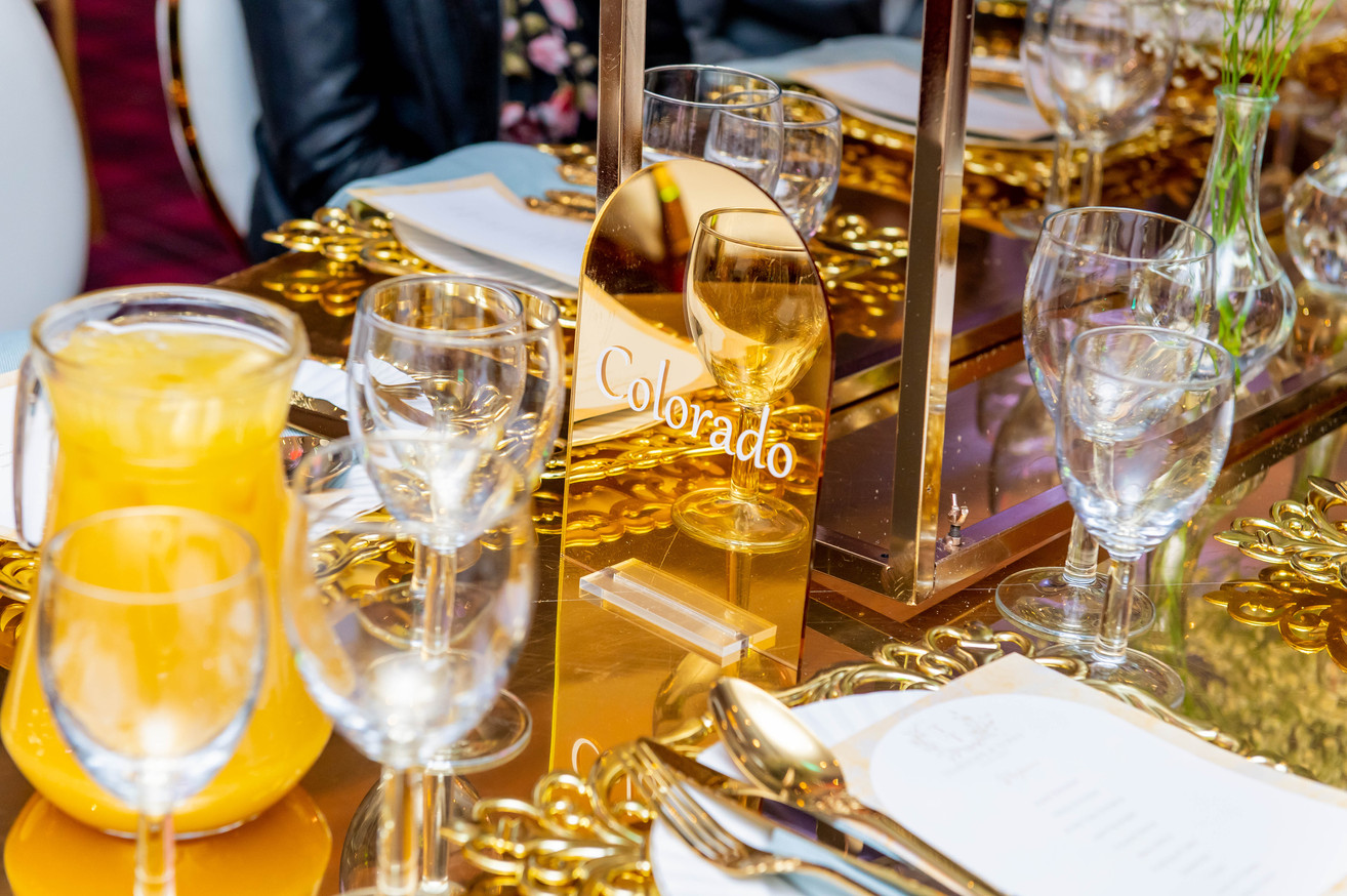 vow renewal, gold and white, luxury event, jii events, Manchester luxury, luxury wedding  event 