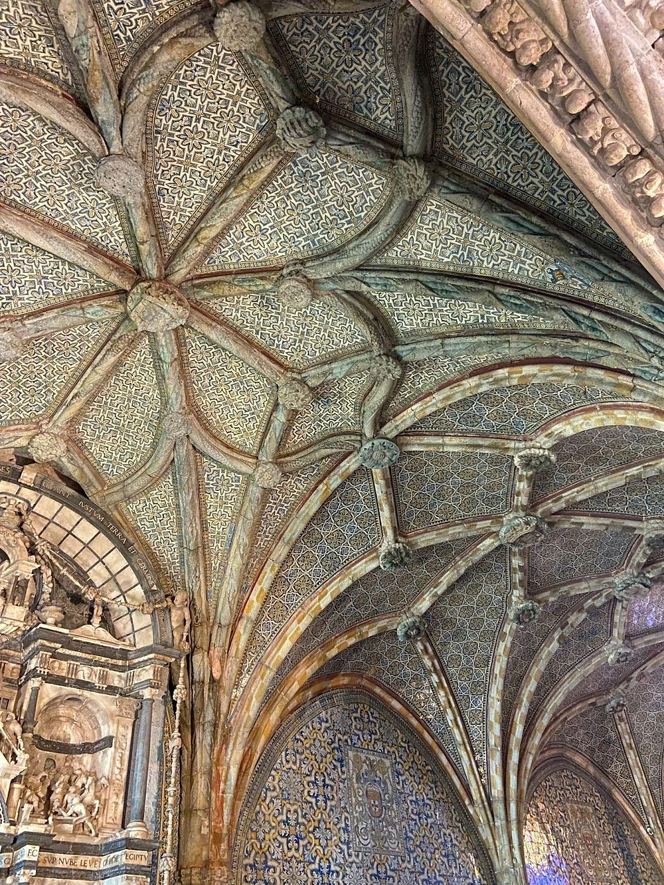Ceiling of the chapel  