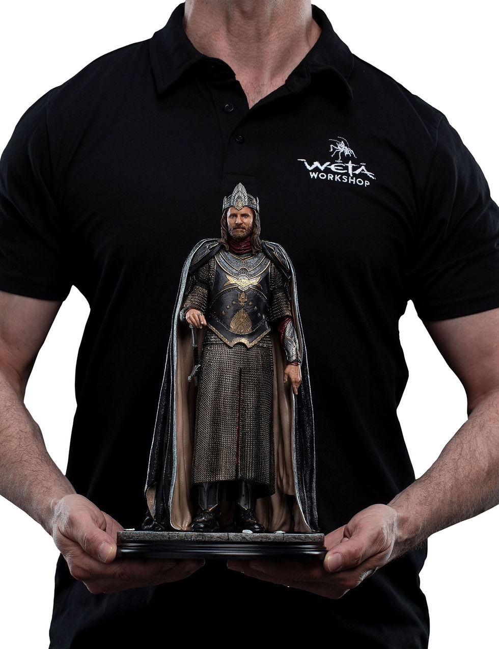 Thumbnail: The Lord of the Rings Statue 1/6 King Aragorn (Classic Series) 34 cm
