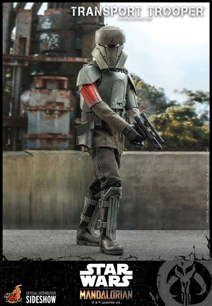 Miniatura: Star Wars The Mandalorian Action Figure 1/6 Transport Trooper 31 cm