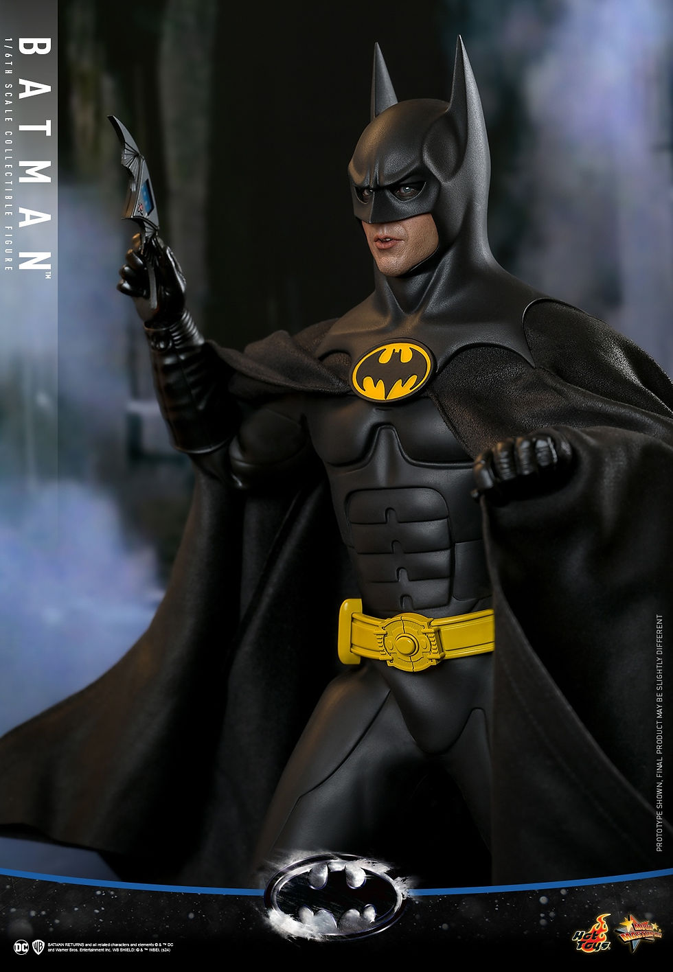Thumbnail: Batman Returns (1992): Batman 1/6 Normal Version MMS769