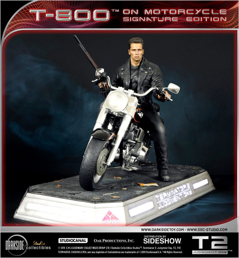 Miniatura: Terminator 2: Judgment Day Statue 1/4 T-800 on Motorcycle Signature Edition 69cm