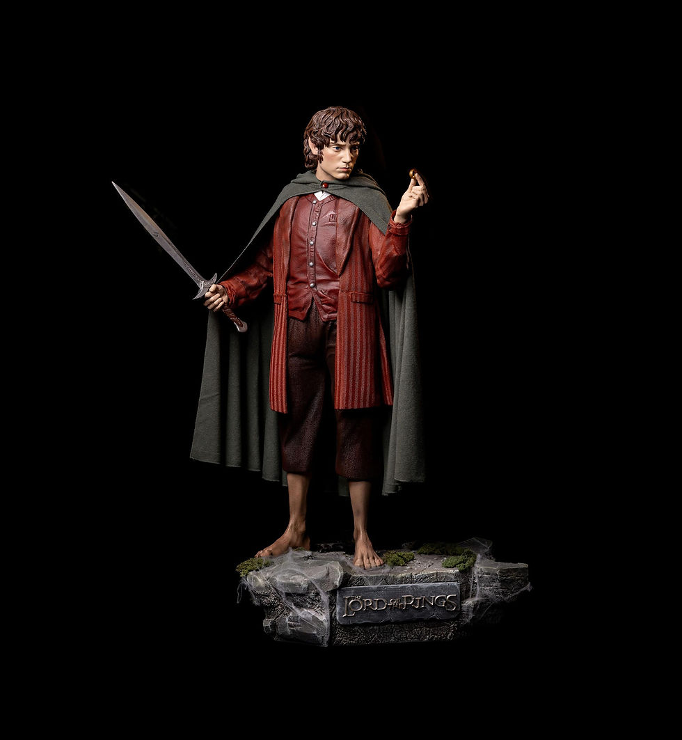Miniatura: Lord of the Rings Life-Size Statue Frodo 152 cm