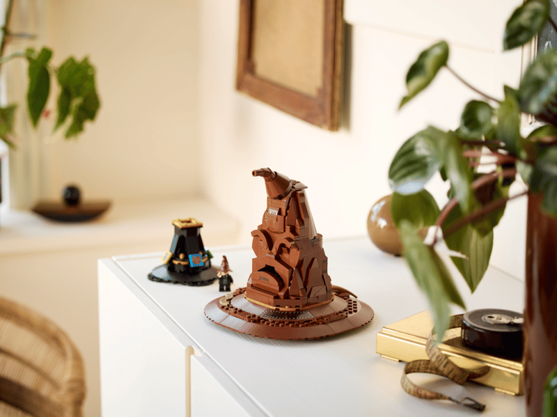 Thumbnail: Lego 76429 Harry Potter - Talking Sorting Hat