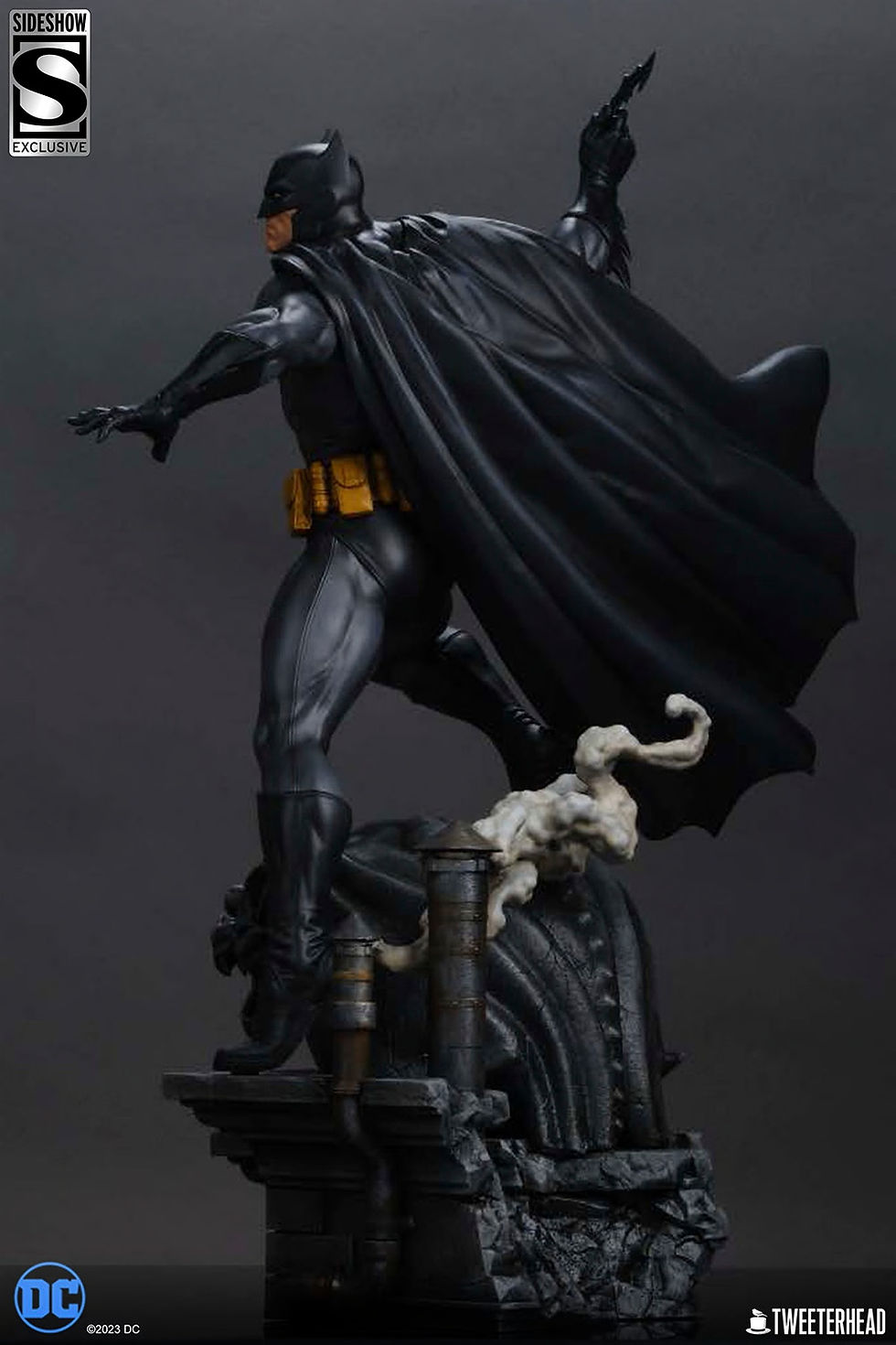 Miniatura: DC Comics Maquette 1/4 Batman (Black and Gray Edition) 66 cm