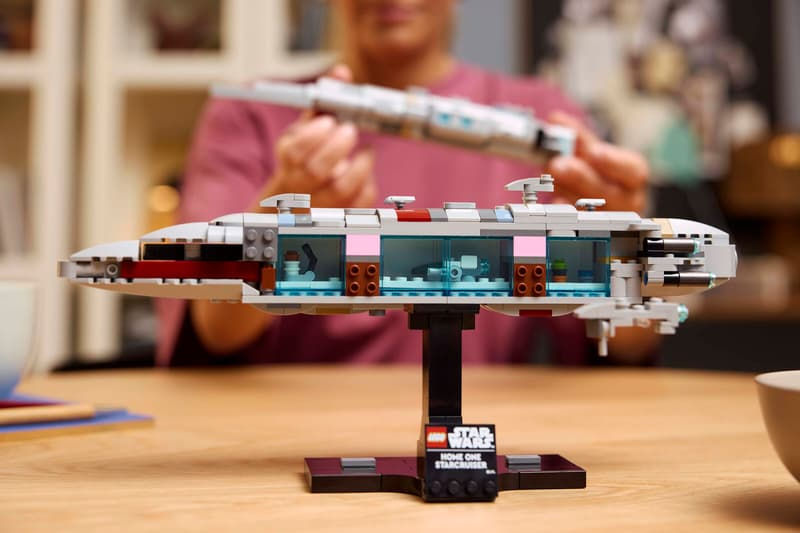 Thumbnail: Lego 75405 Star Wars - Home One Starcruiser