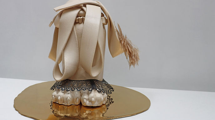 La Galerie Éric Dupont est heureuse d'annoncer 
l'exposition personnelle de Gabrielle Wambaugh "I LOVE CERAMIC".

Vernissage, le 30 mai à partir de 18h. 