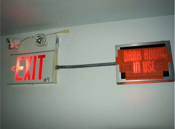 Srie Dans la chambre noire (2005 - 2009), Sans Titre 0111, Ottawa, Ontario, Canada, Michel Campeau, Photographie couleur numrique , Tirage au jet d'encre , 83,9 x 106,9 cm , Courtesy galerie Simon Blais, galerie ric Dupont, ,