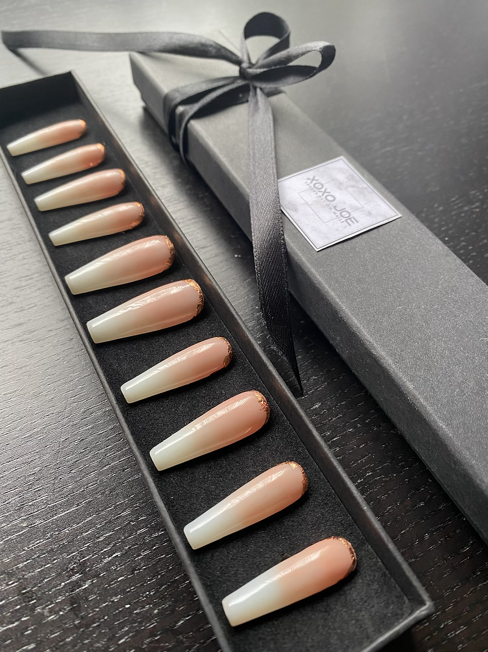 Miniatyrbilde: Babyboomer Press on Nails mit Rosegold long Ballerina