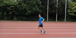 1000x20本 インターバル走 6分サークル 6分30秒サークルに変更 Gotenyama Triathlon