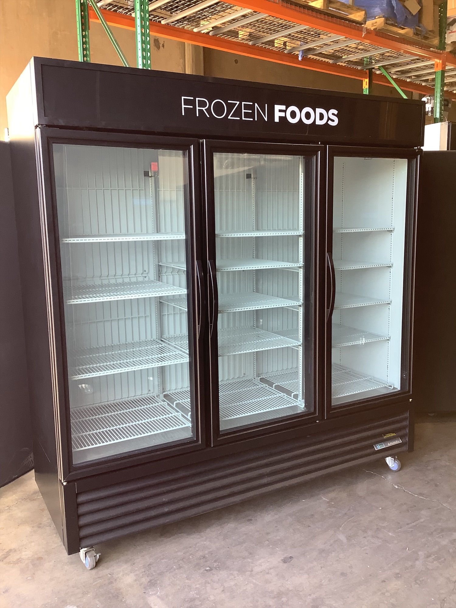 2020 True Freezer Merchandiser 3DR