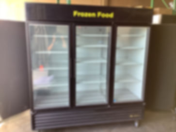 2013 True Freezer Merchandiser 3DR