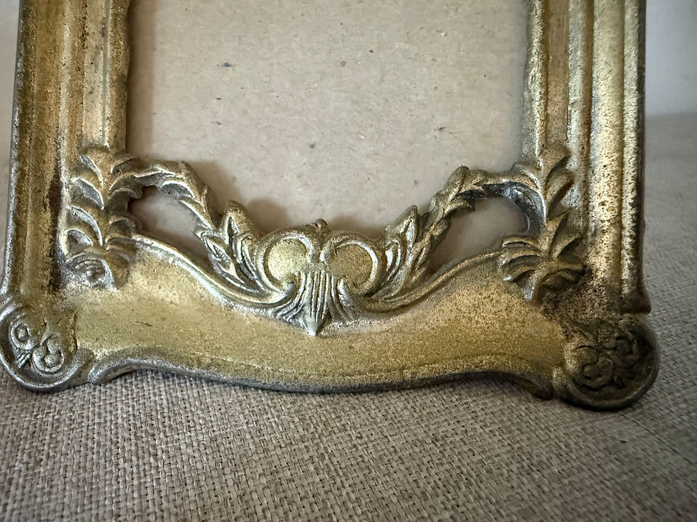 Thumbnail: Gilded Rococo-Style Frame