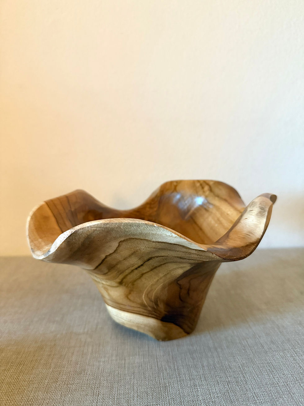 Miniatura: Hand-Turned Freeform Wood Bowl