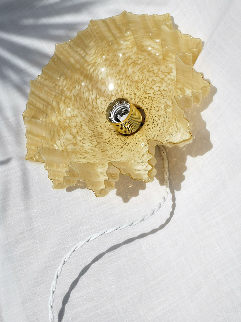Miniature : Suspension Corolle jaune verre de clichy