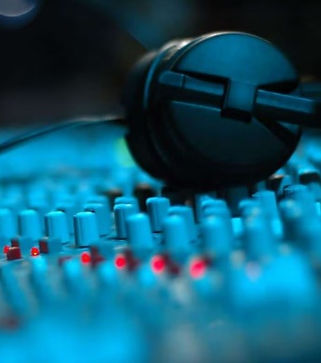 Screen Shot 2022-09-10 at 8.14_edited.jp