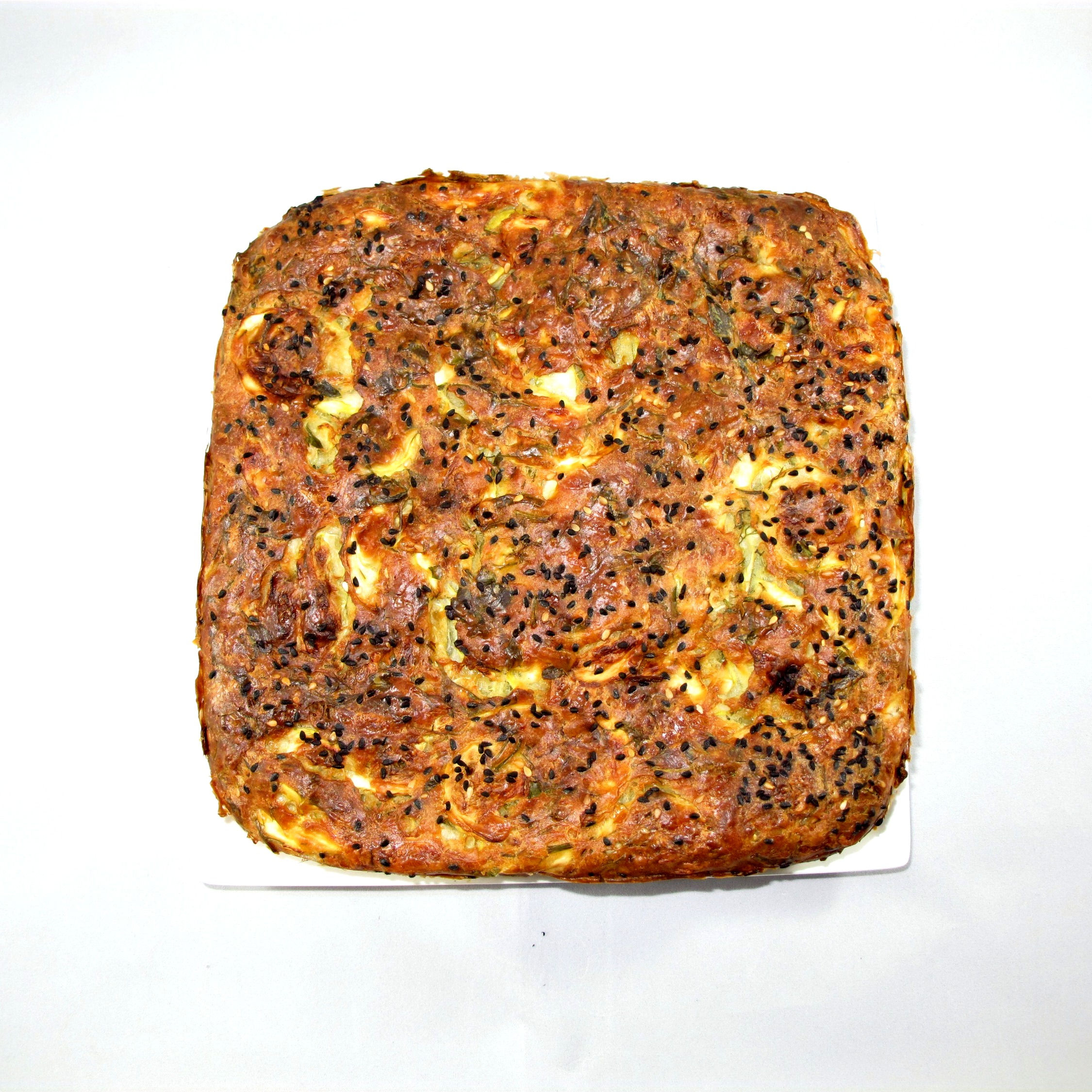 Otlu Peynirli Kabaklı Tuzlu Kek