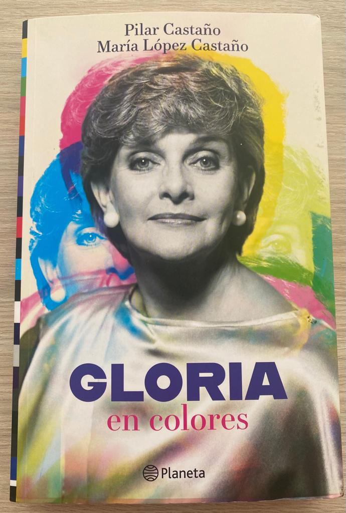 Gloria en Colores