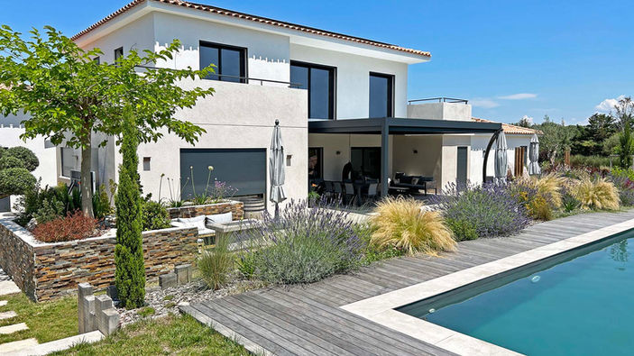 Un an après la fin des travaux (Architecte paysagiste Bouc Bel Air)