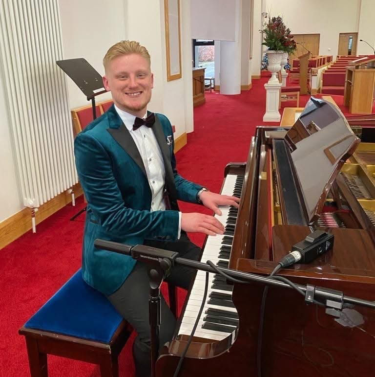 The Top of the Crop choir will be guided by local music teacher and experienced musician Philip Kerr, with practice sessions planned for Thursday 26 March and Thursday 30 April from 8pm-9.30pm in Cullybackey Business Centre, Main Street, Cullybackey.