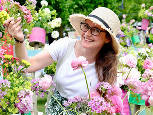 Love-bird gets the worm - Garden Show Ireland returns!