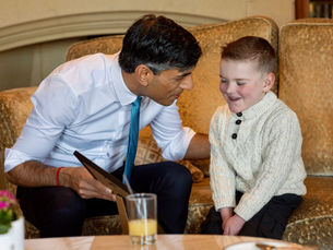 PM to recognise six-year old for Dáithí MacGabhann outstanding contribution award