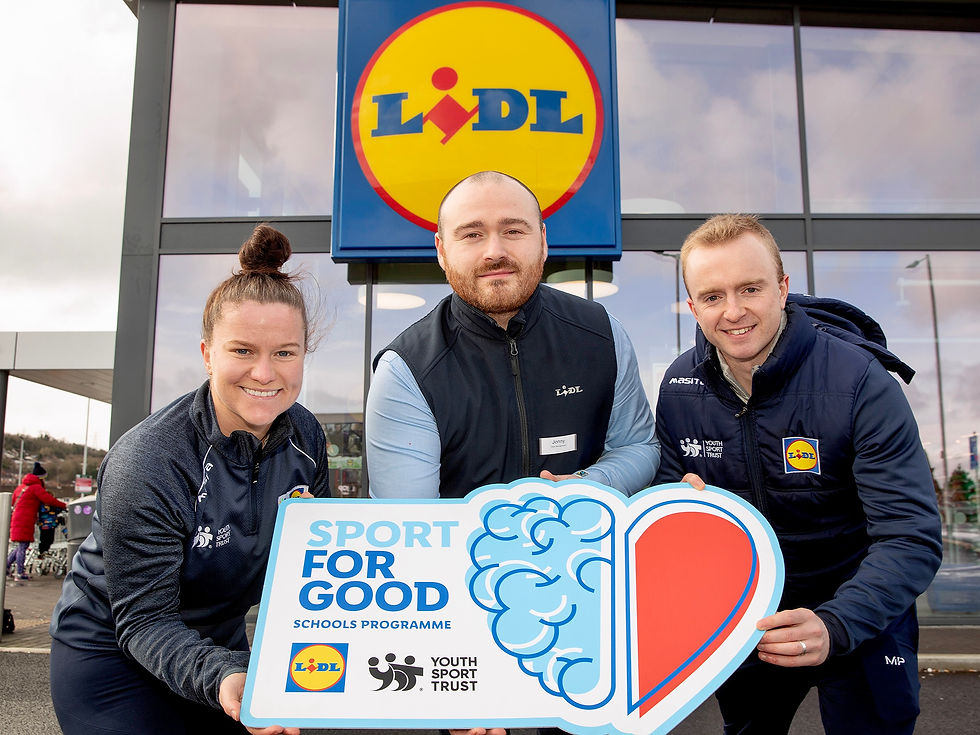 hockey hero Shirley McCay MBE, Ireland badminton athlete Ciaran Chambers and Lidl Castlereagh Store Manager, Jonathan McConnell.