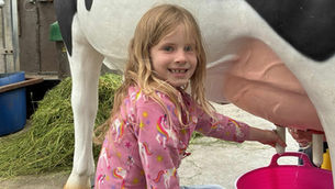 From muddy wellies to sunshine-filled crowds: thousands enjoy CAFRE’s Open Farm Weekend