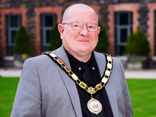 Mayor welcomes Council unanimous decision on motions condemning racist attacks and intimidation