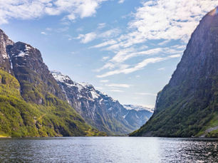 Northern Ireland travellers can now fly direct to Norway’s stunning fjords with an exclusive new Jet2 route