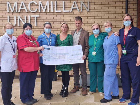 Sunflower Field raises a bloomin’ amazing £20,070 for Macmillan Unit at Antrim Hospital