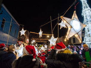 Ballymena gets ready to sparkle as Santa sleighs into town