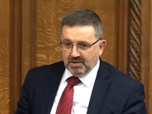 Robin Swann champions rail link between Lisburn, Antrim and International Airport in the Commons