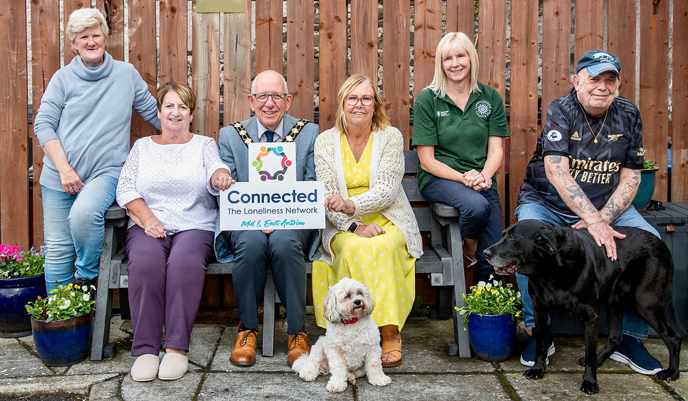 The Mayor of Mid and East Antrim, Cllr Jackon Minford, Mid and East Antrim Loneliness Network Chair, Marjorie Hawkins and Kerry Fokkens, Carnfunnock Principal Parks Duty Officer, were joined by residents of Wovens Scotch Quarter apartments to launch the Chatty bench located in their courtyard.