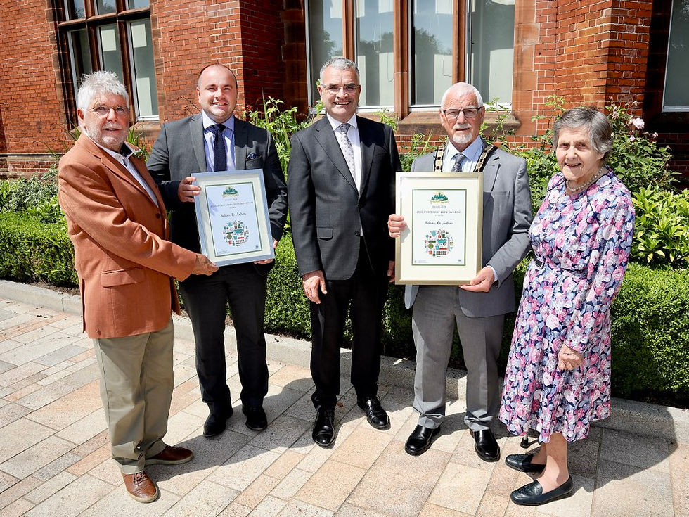 Antrim Town Scoops Top Town Award in All Ireland Awards. Pictured (L-R): Trevor Edwards, President of the NI Amenity Council; Paul Mawhinney, Head of Parks at Antrim and Newtownabbey Borough Council; Minister Dara Calleary, Department of Rural and Community Development and the Gaeltacht (RoI); Mayor of Antrim and Newtownabbey, Cllr Henry Cushinan and Doreen Muskett MBE, Chair of the NI Amenity Council.