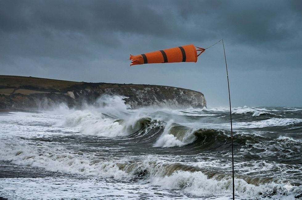 Easter weekend weather warning as 70mph gusts set to batter Northern Ireland