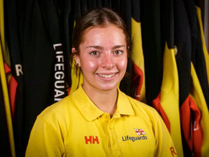 RNLI lifeguard Eva Jones rescues bodyboarder in 9ft surf at Portrush
