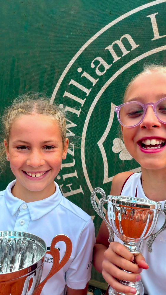 Smiles all round after the competition from the two stars – Siofra and Emma!