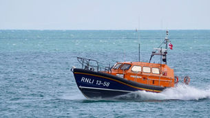 Two paddleboarders rescued from Isle of Muck after public raises alarm